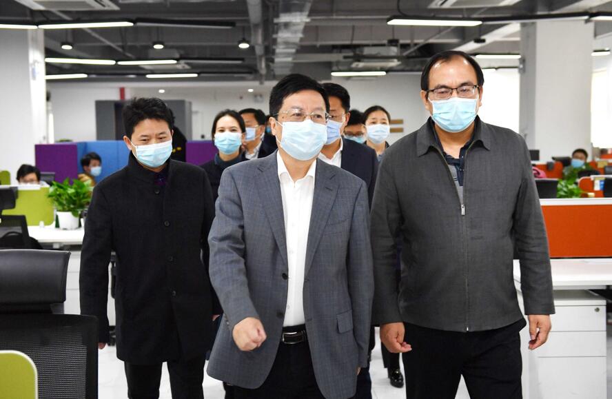 湖南省委常委、長沙市委書記胡衡華到大唐先一科技公司調(diào)研