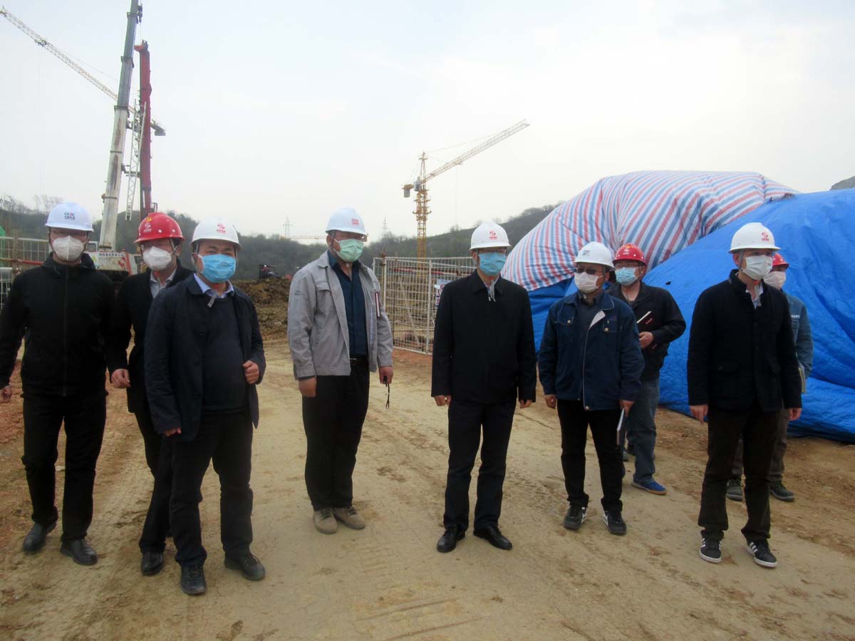 皖能環(huán)?？偨?jīng)理張為義到安徽電建一公司合肥龍泉山項(xiàng)目調(diào)研疫情防控和復(fù)工復(fù)產(chǎn)工作
