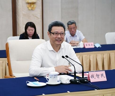 國家電投黨組書記、董事長錢智民拜會重慶市委副書記、市長唐良智