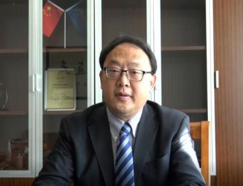 晶澳科技執(zhí)行總裁牛新偉：強(qiáng)而不爭(zhēng)，順勢(shì)而為