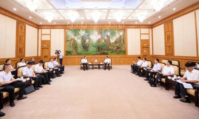 中核集團(tuán)總經(jīng)理、黨組副書記顧軍與福建省委副書記、代省長(zhǎng)王寧會(huì)談