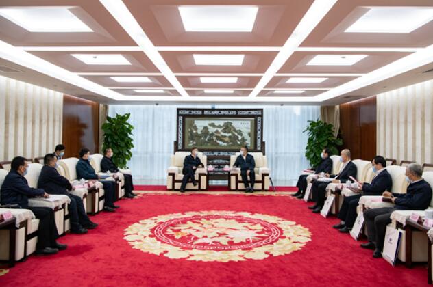 葉向東會(huì)見中國(guó)安能集團(tuán)總經(jīng)理、黨委副書記李躍平