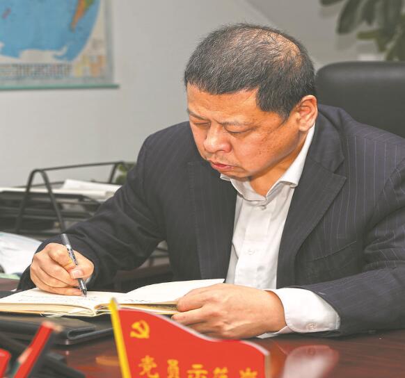 有他在，大家心里就有底了——記國家電網(wǎng)有限公司特等勞動模范汪波