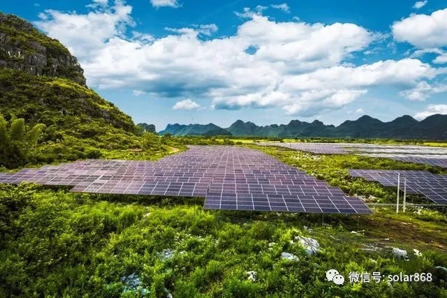 南方電網(wǎng)公司發(fā)布服務(wù)碳達(dá)峰、碳中和工作方案，提出5個方面21項重點舉措，構(gòu)建以新能源為主體的新型電力系統(tǒng)