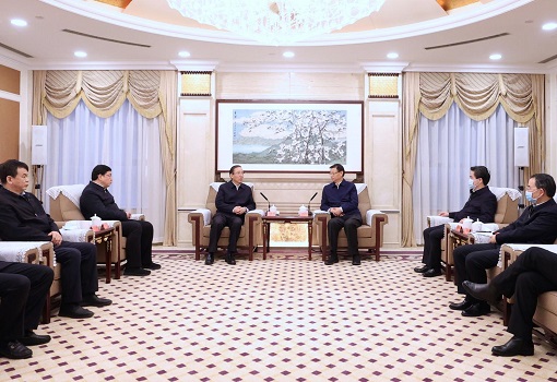 國家電網(wǎng)董事長辛保安、總經(jīng)理張智剛與江蘇省省長許昆林舉行會談