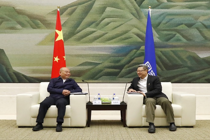 錢智民會(huì)見(jiàn)中國(guó)中鐵董事長(zhǎng)、黨委書記陳云