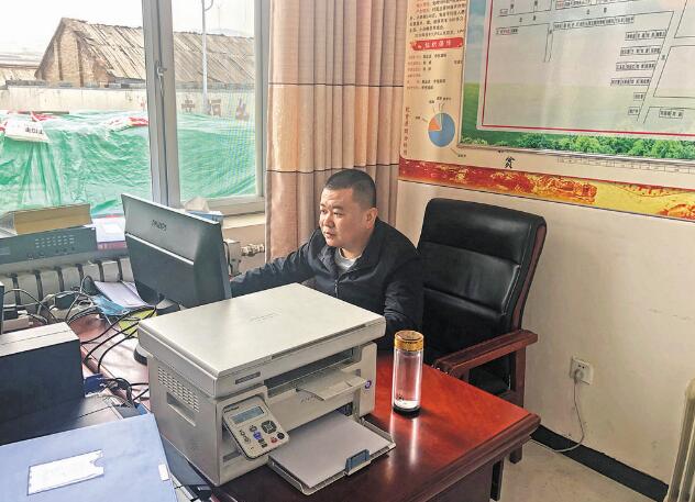 駐村書記王維：“村民需要啥，我們就干啥”