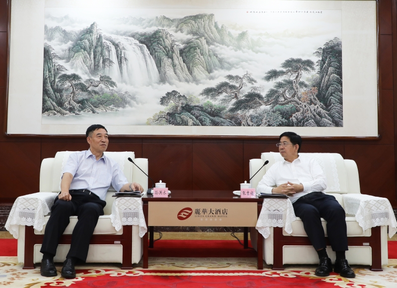 孫洪水與山西省委常委、常務(wù)副省長張吉福會談