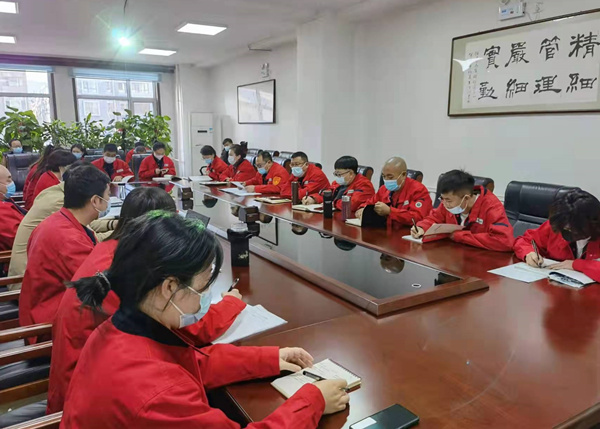 烏海市千里山供電公司：宣貫《車輛管理標(biāo)準(zhǔn)》，加強(qiáng)車輛日常管理