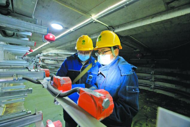 銀川供電公司：“臨近春節(jié)，保障居民安全可靠用電更是頭等大事”