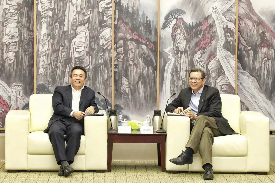 國家電投黨組書記、董事長錢智民會(huì)見哈電集團(tuán)黨委書記、董事長曹志安