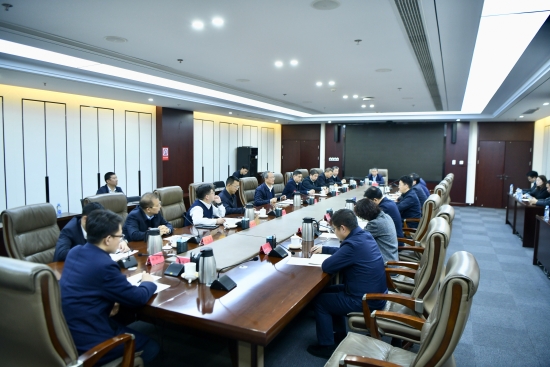 王斌與南昌市委常委、高新區(qū)黨工委書記王萬征會談