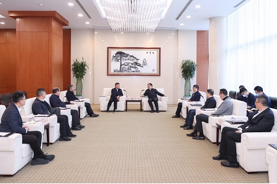 鄧建玲會見福建省政協(xié)副主席、漳州市委書記張國旺