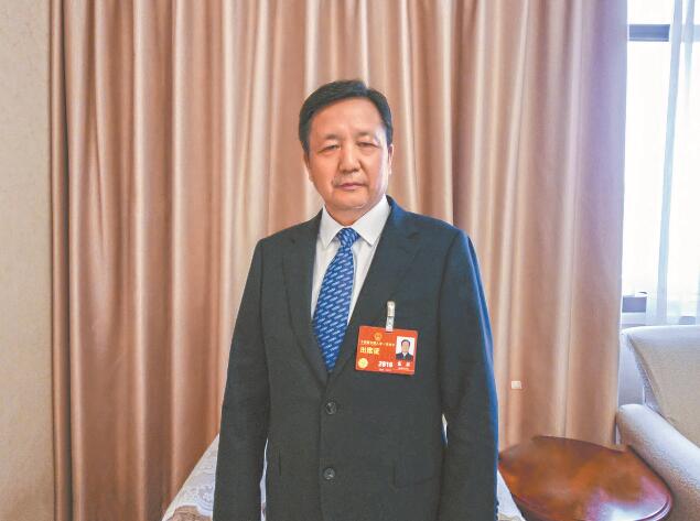 新型電力系統(tǒng)建設(shè)為電力裝備制造業(yè)帶來新機遇——訪全國人大代表，全國工商聯(lián)副主席，特變電工股份有限公司黨委書記、董事長張新