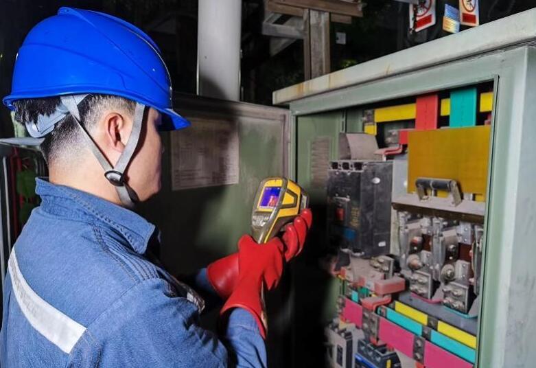 深圳供電局消除67條線路、237臺配變重滿載風(fēng)險