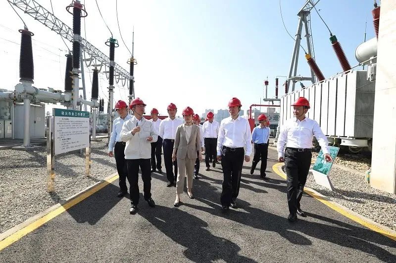國家電網董事長、黨組書記辛保安會見四川省委書記王曉暉、省長黃強并檢查大運會供電保障工作