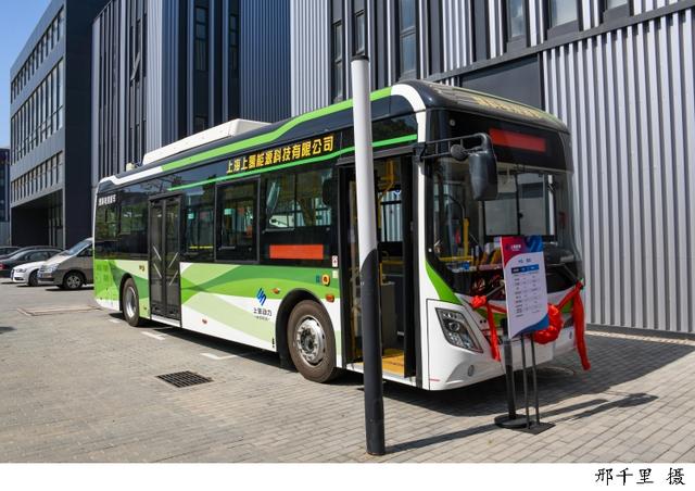 到2025年力爭發(fā)展燃料電池汽車超過10000輛，《上海交通領(lǐng)域氫能推廣應用方案》發(fā)布