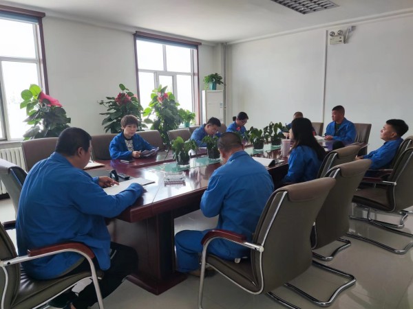 烏海市千里山供電公司：學(xué)好政務(wù)處分法，增強履職盡責(zé)能力