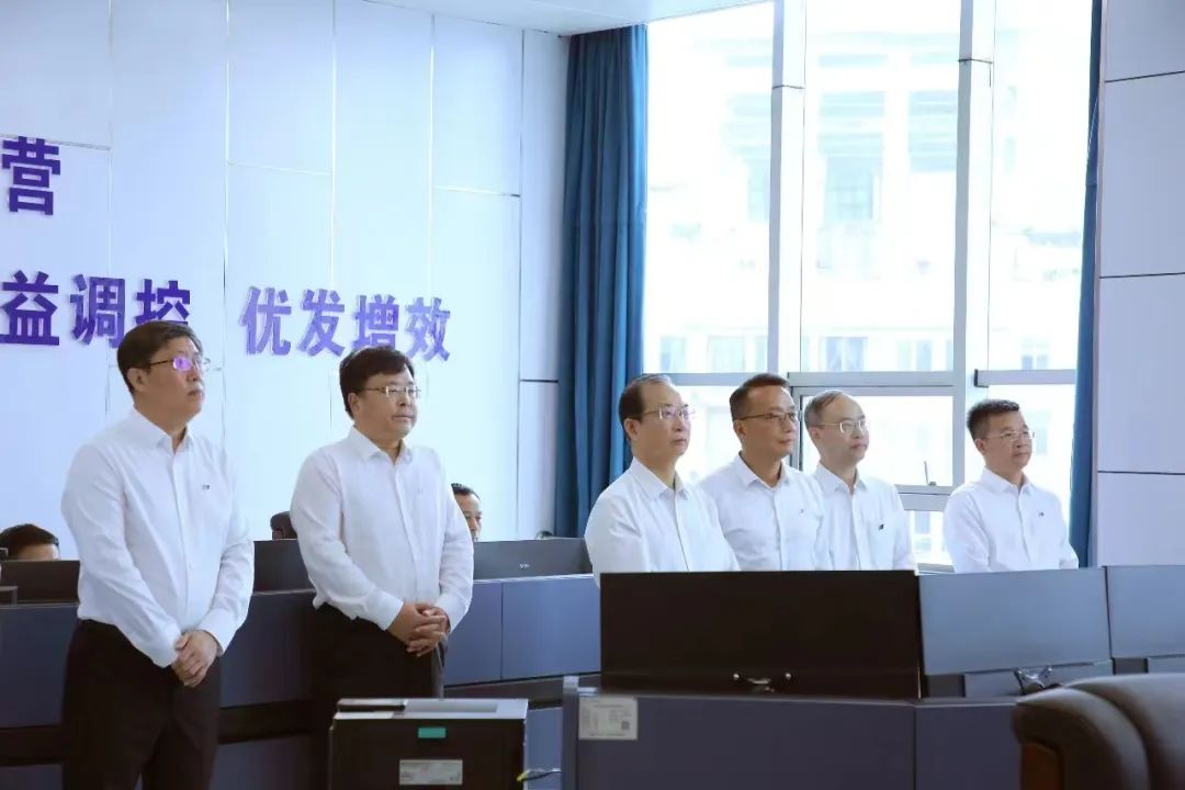 華電黨組書記、董事長(zhǎng)江毅赴貴州區(qū)域開展領(lǐng)題調(diào)研 督導(dǎo)能源保供工作