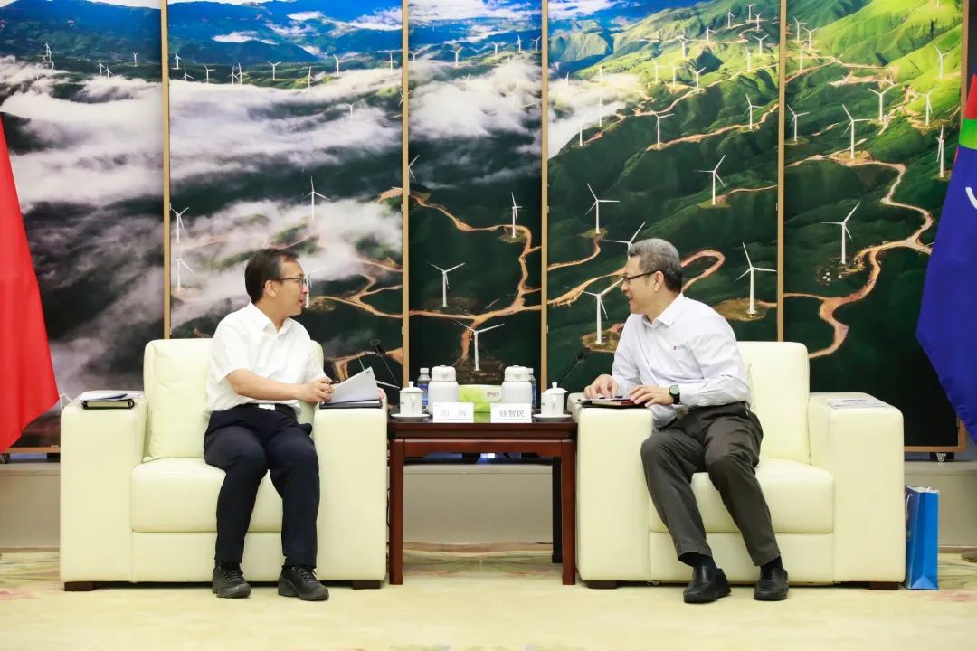 國(guó)家電投黨組書記、董事長(zhǎng)錢智民會(huì)見河北省滄州市市長(zhǎng)向輝