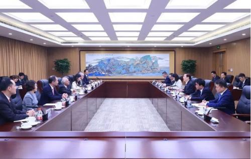 國家電網(wǎng)與香港中電集團推動清潔能源開發(fā)利用、促進新能源發(fā)展等方面深化合作