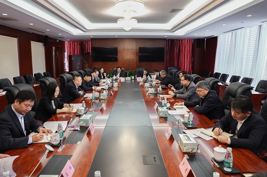 華能集團總經(jīng)理、黨組副書記鄧建玲拜訪中國進出口銀行黨委副書記、行長任生俊