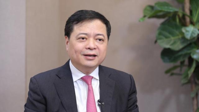 【兩會(huì)好聲音】全國(guó)政協(xié)常委、正泰集團(tuán)董事長(zhǎng)南存輝：建議進(jìn)一步優(yōu)化綠證核發(fā)及交易機(jī)制，提升市場(chǎng)參與度