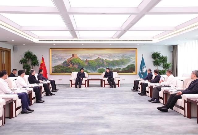 國家電網(wǎng)董事長、黨組書記張智剛董事長與三峽集團董事長劉偉平、總經(jīng)理韓君會談