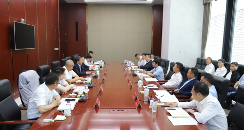 中國電建黨委常委、副總經(jīng)理劉源源與晉能控股集團黨委書記、董事長李國彪舉行會談
