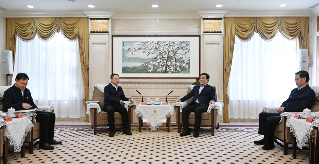 大唐集團(tuán)董事長(zhǎng)鄒磊、總經(jīng)理張傳江拜會(huì)江蘇省委書記信長(zhǎng)星、省長(zhǎng)許昆林