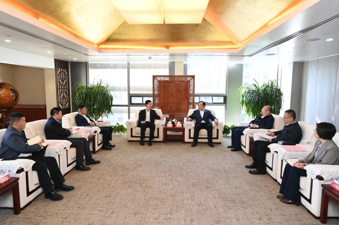大唐國際黨委書記、董事長李凱會(huì)見中建五局黨委書記、董事長田衛(wèi)國