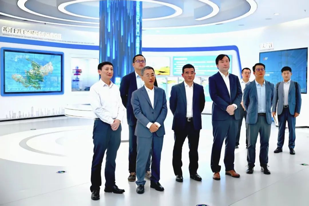 黃河公司黨委書記、董事長姚小彥會見華為董事、華為數(shù)字能源總裁侯金龍